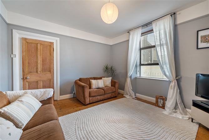 9 Woodland View, Old Youghal Road, Cork