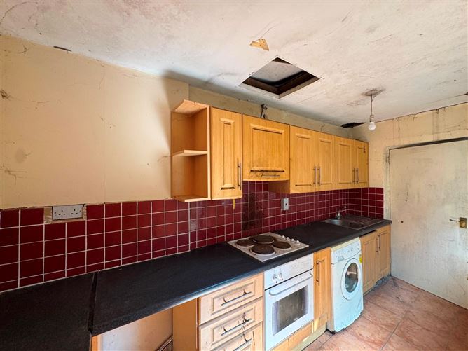 4 Poole Terrace, Dolphin's Barn Street, Dublin 8, Dublin
