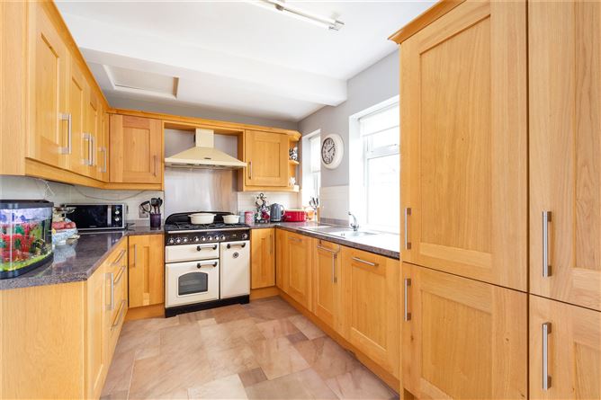 275 Collins Avenue, Whitehall, Dublin 9