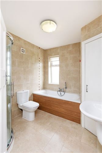 275 Collins Avenue, Whitehall, Dublin 9