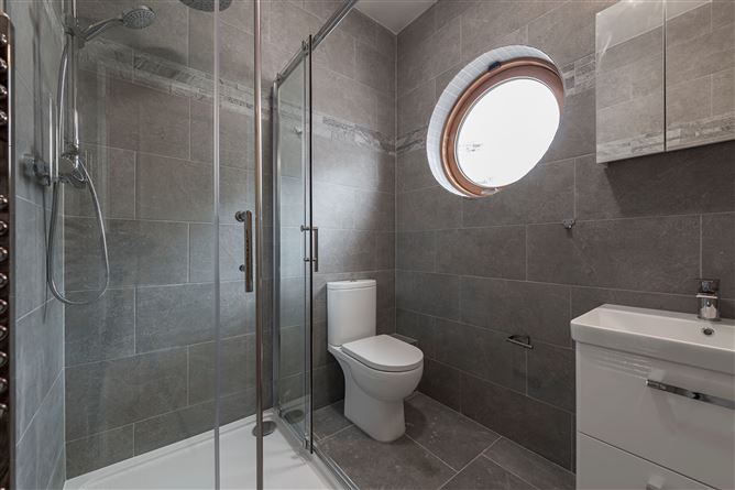 39 Symphony House, Adelaide Road, South City Centre, Dublin 2