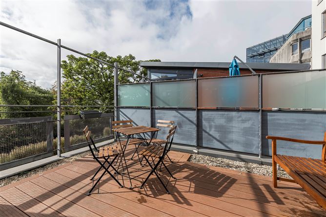 39 Symphony House, Adelaide Road, South City Centre, Dublin 2