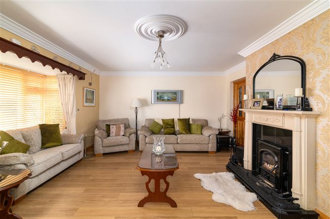 18 Bally Too Manor, Tarmonbarry, Co. Roscommon.