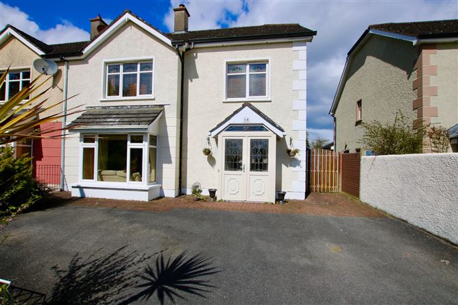 18 Bally Too Manor, Tarmonbarry, Co. Roscommon.