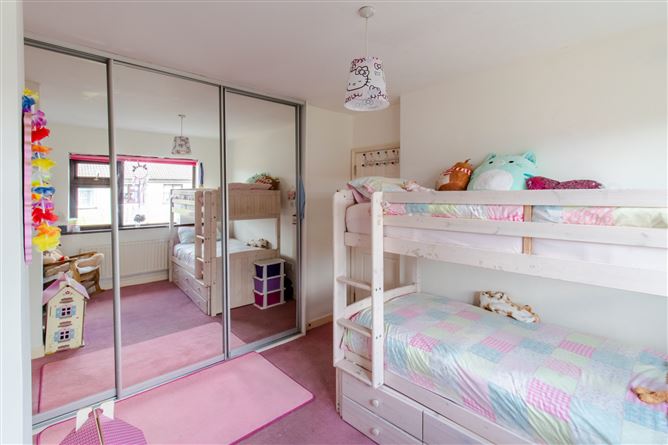 51 Bracken Court , Donnybrook, Douglas, Cork