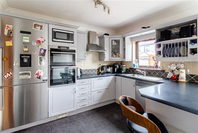 51 Bracken Court , Donnybrook, Douglas, Cork