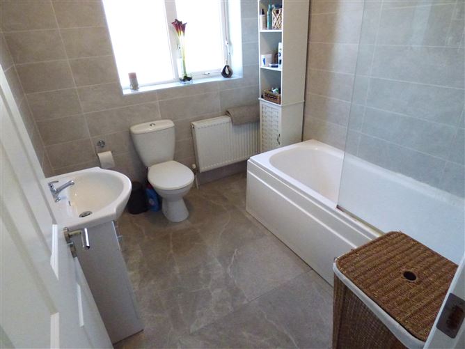 34 Claremount Manor, Claremorris, Mayo