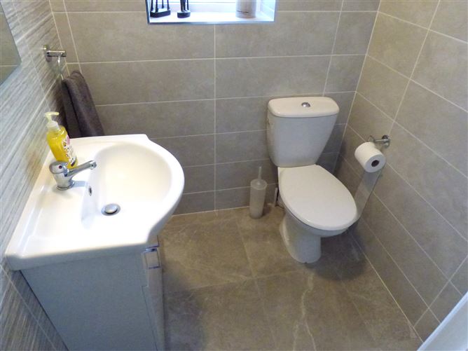 34 Claremount Manor, Claremorris, Mayo