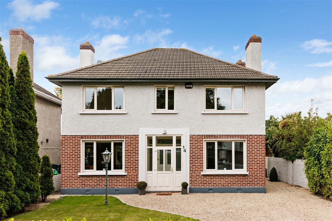 14 Sans Souci Park, Booterstown, County Dublin