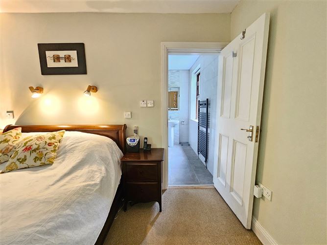 Manusmore, Clarecastle, Ennis, Co. Clare