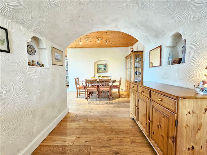 Manusmore, Clarecastle, Ennis, Co. Clare
