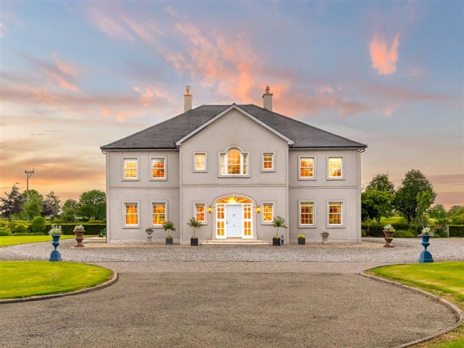 Ladycastle House, Ladycastle Lower, Straffan, Co. Kildare