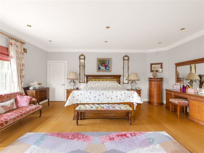 Ladycastle House, Ladycastle Lower, Straffan, Co. Kildare