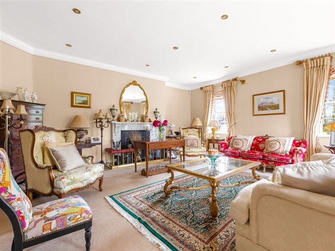 Ladycastle House, Ladycastle Lower, Straffan, Co. Kildare
