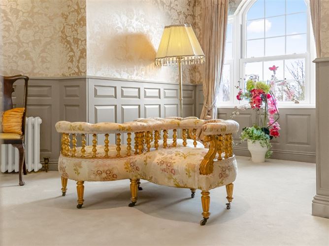 Ladycastle House, Ladycastle Lower, Straffan, Co. Kildare