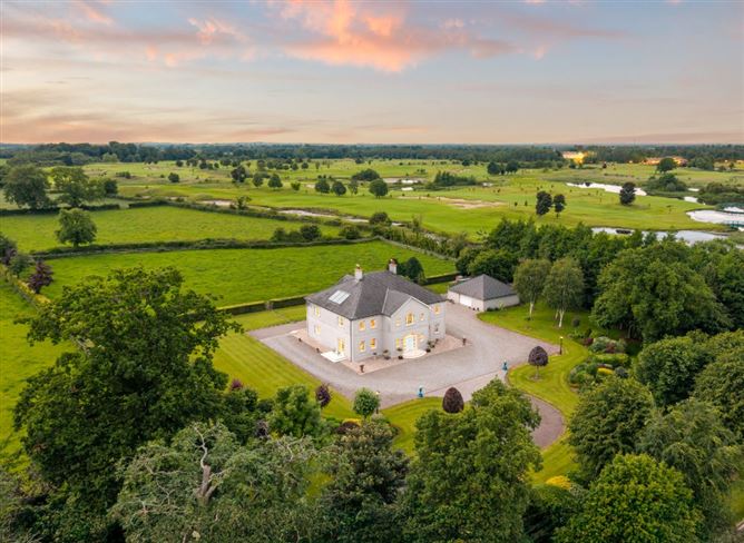 Ladycastle House, Ladycastle Lower, Straffan, Co. Kildare