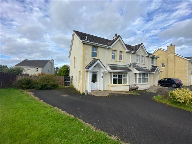 13 Hawthorn Hill, Newtown Cunningham, Co. Donegal