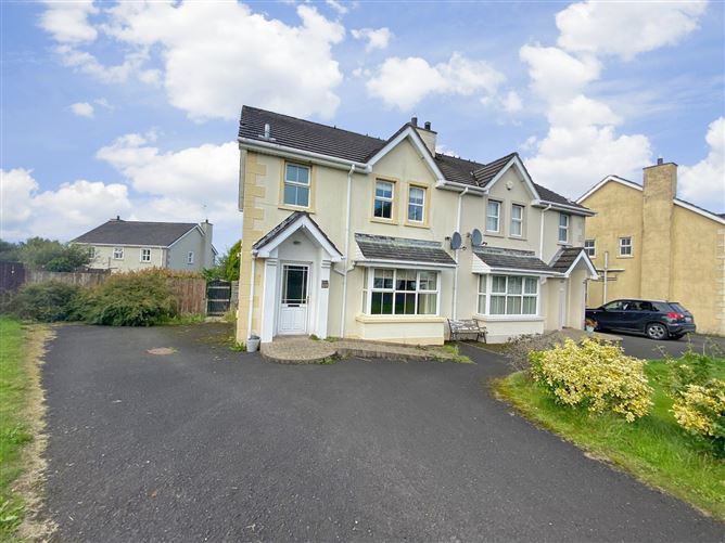 13 Hawthorn Hill, Newtown Cunningham, Co. Donegal