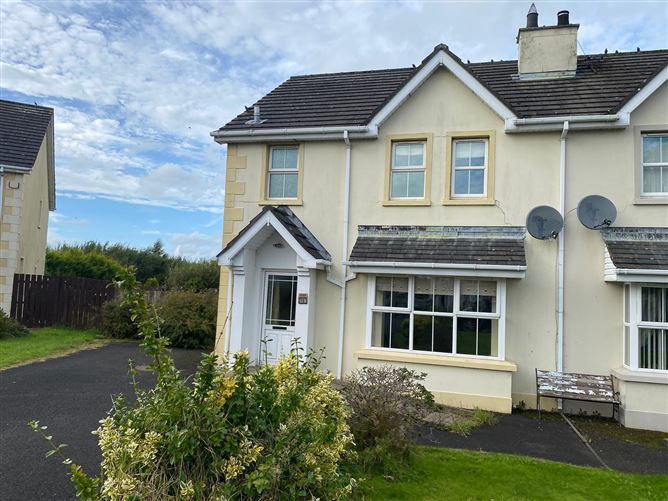 13 Hawthorn Hill, Newtown Cunningham, Co. Donegal
