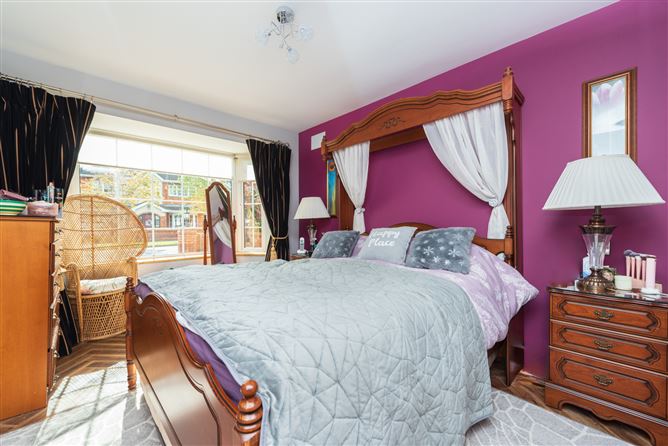 https://photos-a.propertyimages.ie/media/9/1/6/4962619/1ed7b59b-7b7c-486c-8cc8-5c148f329748_l.jpg