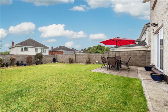 https://photos-a.propertyimages.ie/media/9/1/6/4962619/1ed7b59b-7b7c-486c-8cc8-5c148f329748_l.jpg
