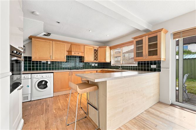 Photo 7 of 14 — 12 Heather Grove, Marlay Wood, Rathfarnham, Dublin 16