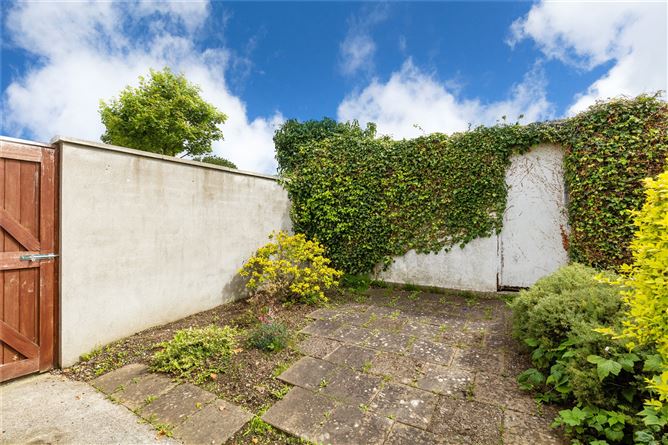 2 Bayside Walk, Bayside, Dublin 13