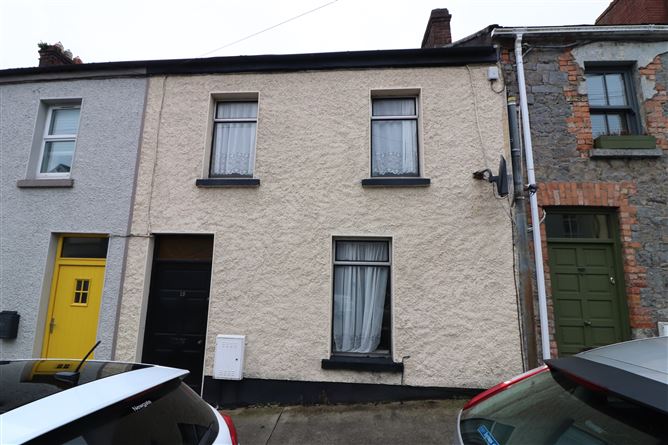Main image for 16 Wolfe Tone Street, Limerick