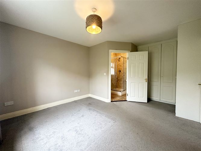 10 Mount Eustace Rise, Tyrrelstown, Dublin 15