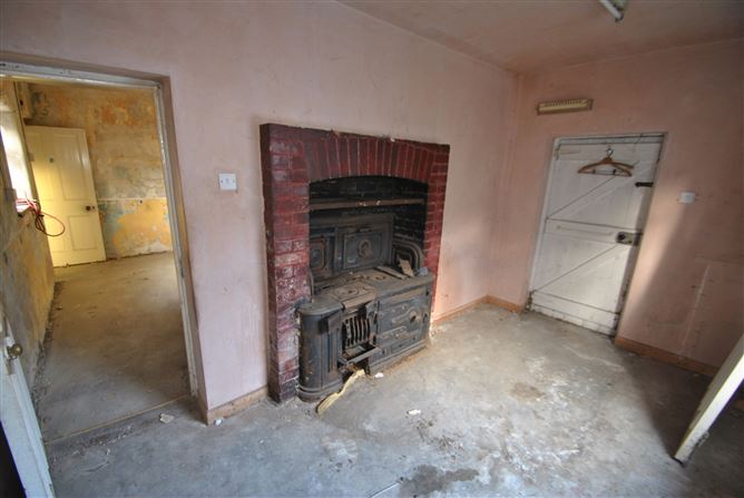 3 Emmet Street, Birr, Co. Offaly