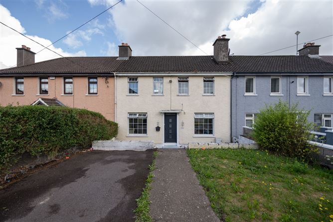 102 Knockpogue Avenue, Farranree, Cork