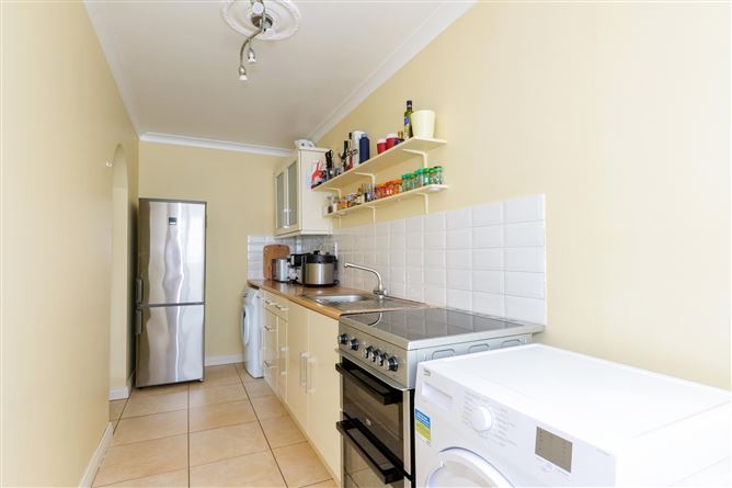 38 Claremont Park, Circular Road, Rahoon, Galway