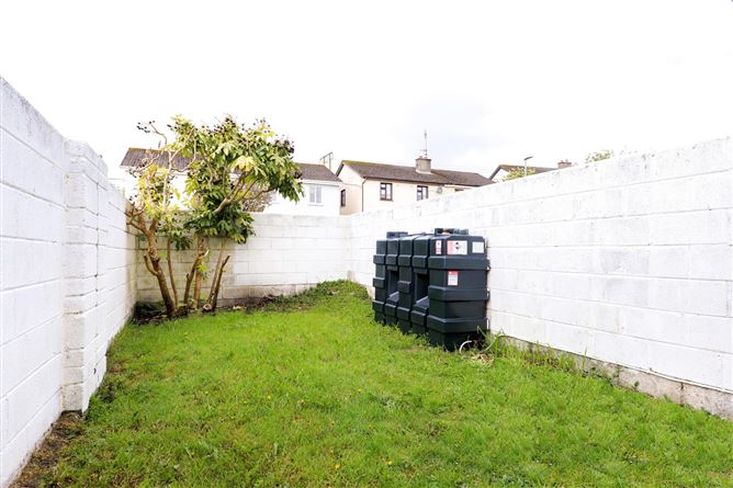 38 Claremont Park, Circular Road, Rahoon, Galway
