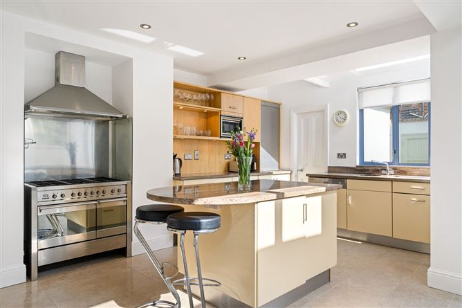 7 Auburn Avenue, Donnybrook,   Dublin 4