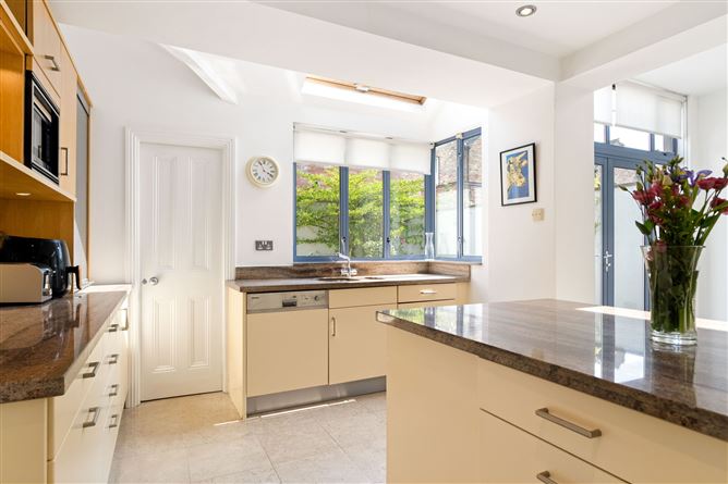 7 Auburn Avenue, Donnybrook,   Dublin 4