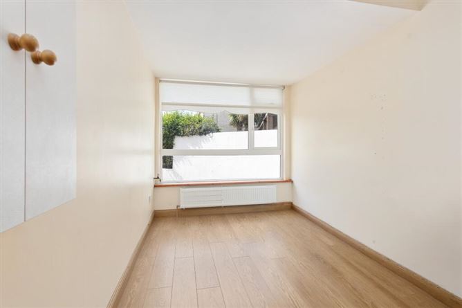 Photo 12 of 28 — 47 Beech Park, Lucan, Dublin