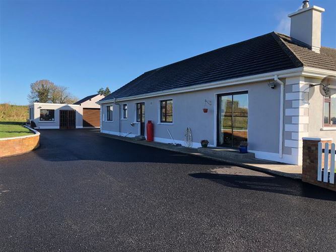 Ashdale House On 2.3 Acres, Roxborough, Roscommon