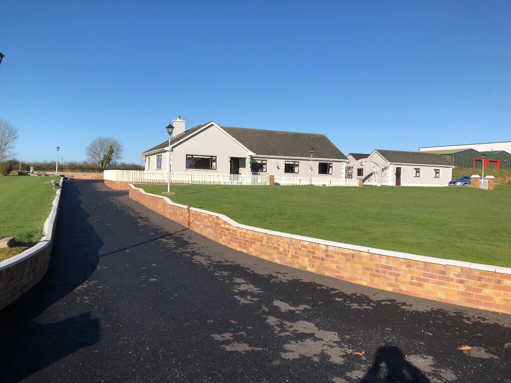 Ashdale House On 2.3 Acres, Roxborough, Roscommon