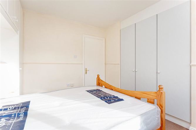40 Earlsfort Road, Lucan, Dublin