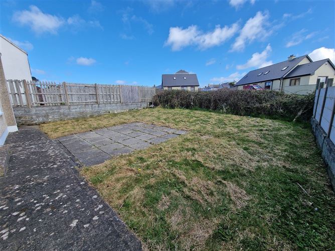 8 Atlantean Cottages, Miltown Road, Kilkee, Co. Clare