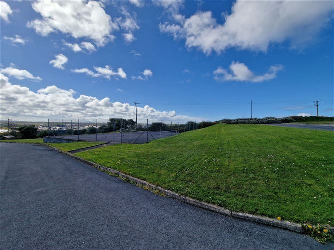 8 Atlantean Cottages, Miltown Road, Kilkee, Co. Clare