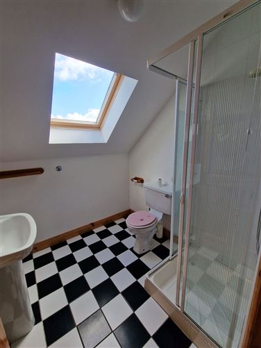 8 Atlantean Cottages, Miltown Road, Kilkee, Co. Clare