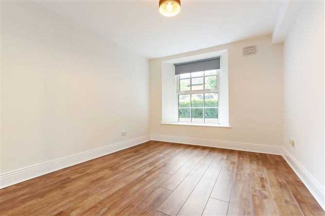 18 Roebuck Hall, The Palms, Clonskeagh, Dublin 14