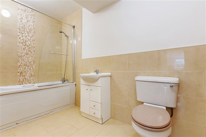 18 Roebuck Hall, The Palms, Clonskeagh, Dublin 14