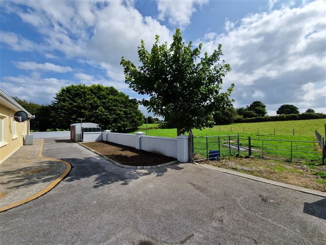Cartron North, Tooreen, Ballyhaunis, Co. Mayo