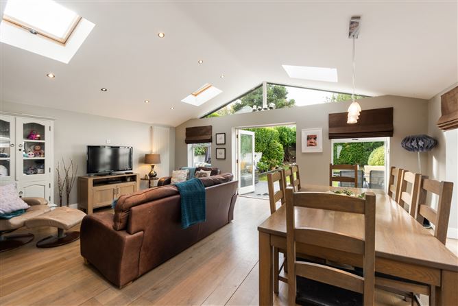 24 Pine Valley Grove, Rathfarnham, Dublin 16