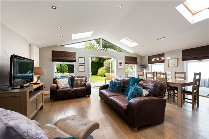 24 Pine Valley Grove, Rathfarnham, Dublin 16