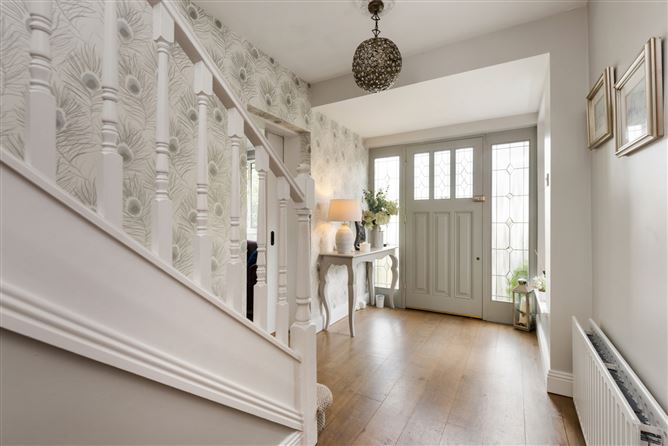 24 Pine Valley Grove, Rathfarnham, Dublin 16