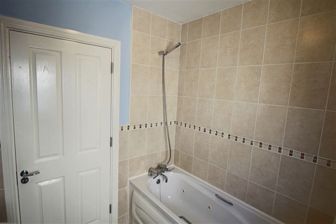2 Dún Rí, Attirory, Carrick-On-Shannon, Co. Leitrim
