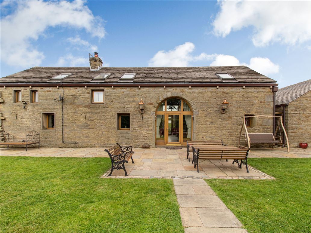 Rough Bank Barn,Newhey, Greater Manchester, United Kingdom